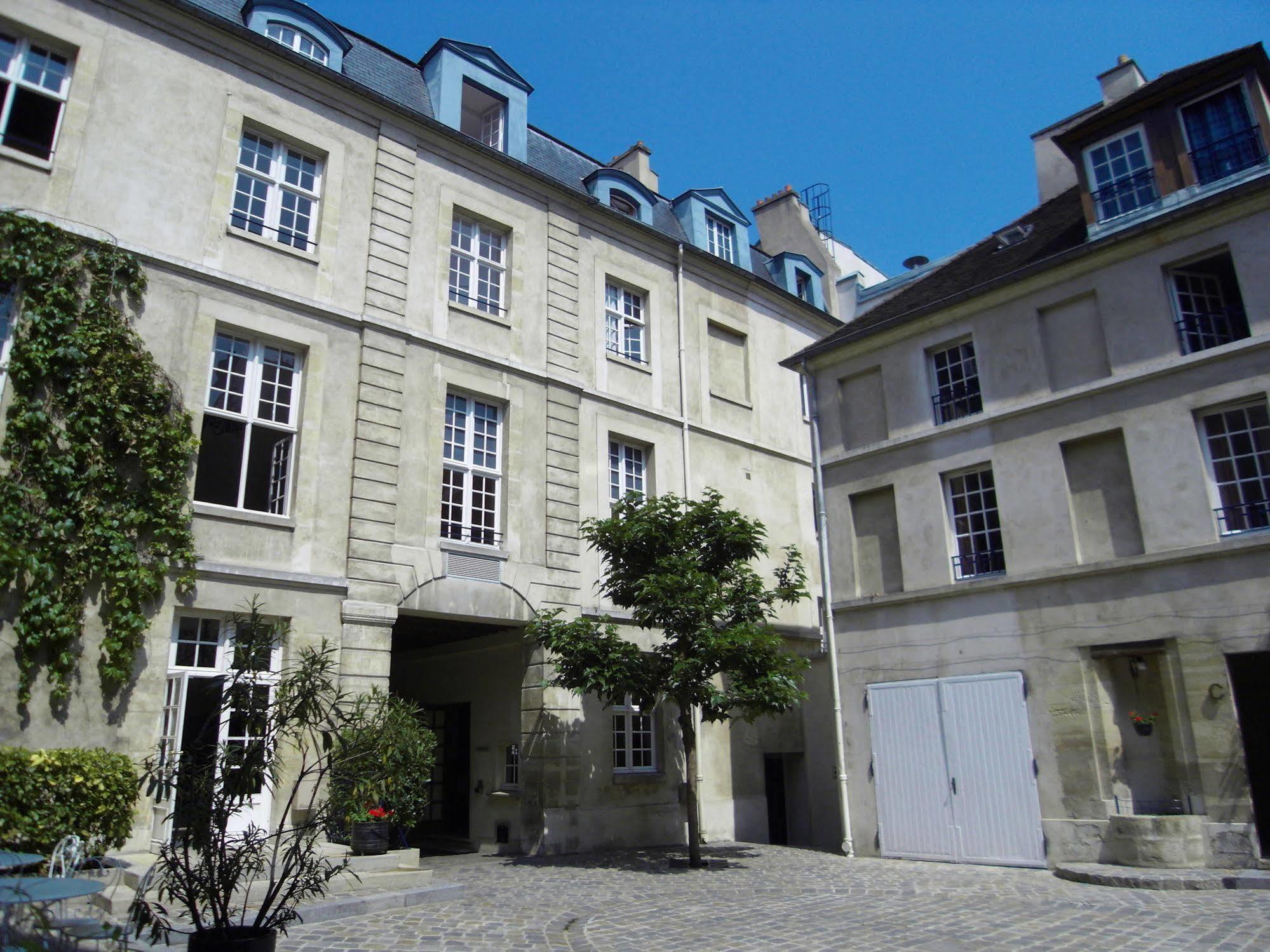 Mije Marais Hostel Paris Luaran gambar Hôtel de Launay