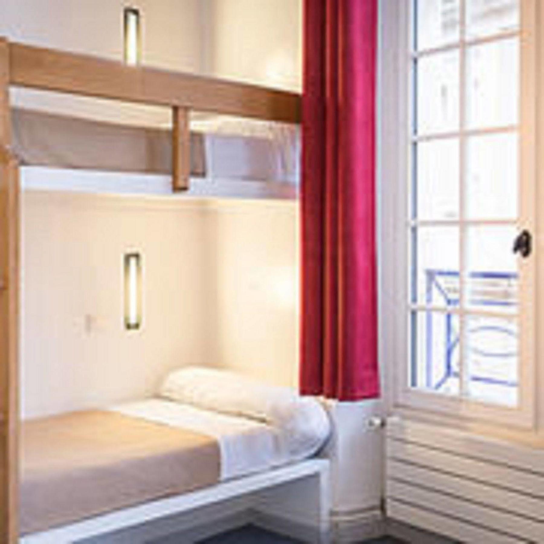 Mije Marais Hostel Paris Luaran gambar A typical room at the hotel